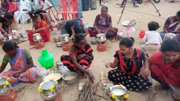 Narikkurava community people held a Pongal and worshiped God for Rajinikanths health 