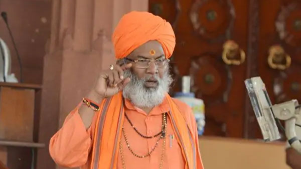 Neither Mahatma Gandhi nor Nehru was as popular as Bose says BJP MP Sakshi Maharaj Neither Mahatma Gandhi nor Nehru was as popular as Bose says BJP MP Sakshi Maharaj