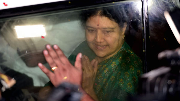 4 ஆண்டுகள் சிறையில் 