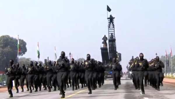 வங்கதேச ராணுவ அணிவகுப்பு வங்கதேச ராணுவ அணிவகுப்பு