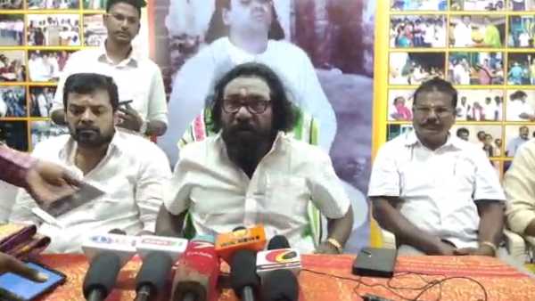 சசிகலாவிடம் இருந்து அழைப்பு 