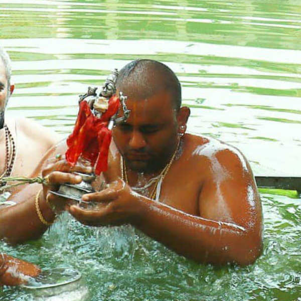 முத்தங்கி சேவை நிறைவு 