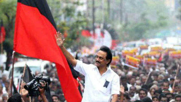 ஸ்டாலினுக்கு வரவேற்பு 