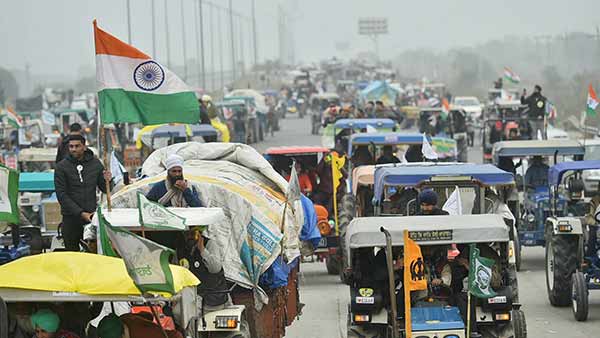 டிராக்டர்கள் பேரணி 