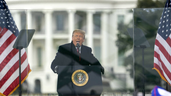 டிரம்ப் மீது தாக்கு