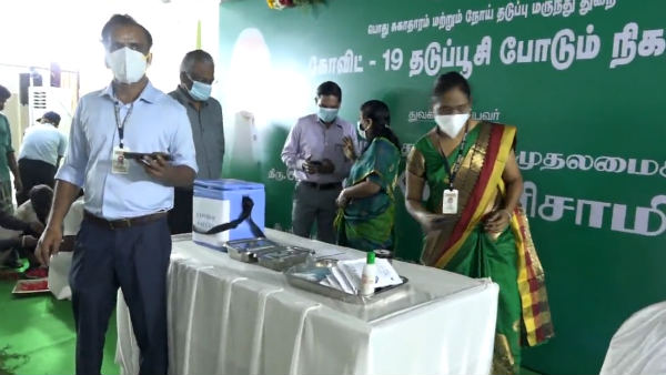 First dose of coronavirus vaccine given to Government doctor 