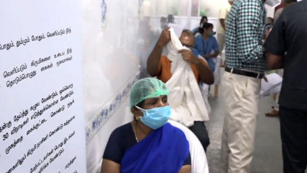 First dose of coronavirus vaccine given to Government doctor 