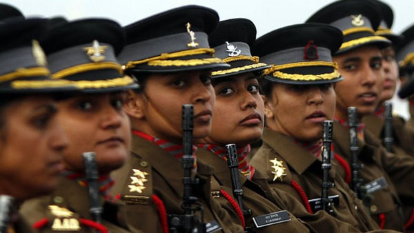 பாதுகாப்புப் படையில் பெண்கள் பாதுகாப்புப் படையில் பெண்கள்