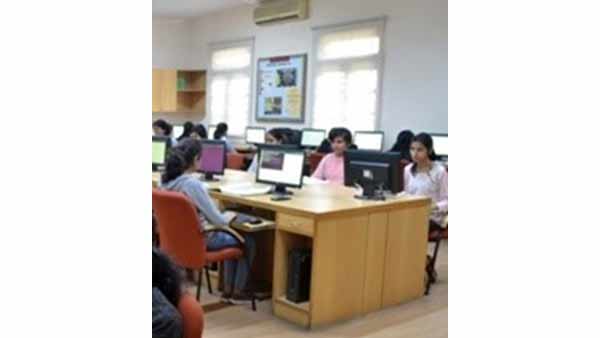 கல்வி தகுதி 