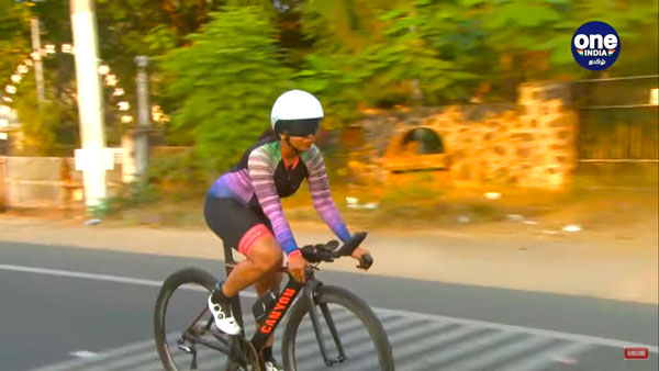 அபிராமி 