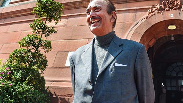 பாஜகவில் ஐக்கியமா? ஆசாத் பதில் 