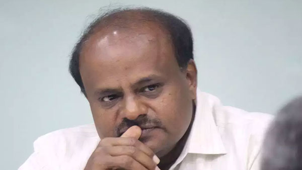 கர்நாடகாவில் கவிழ்ப்பு 