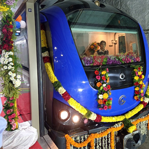 மெட்ரோ ரெயில் சேவை தொடக்கம் 