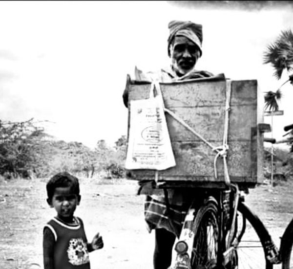 Sillunnu Oru Anubavam milk ice and cup ice written by Vijaya Giftson