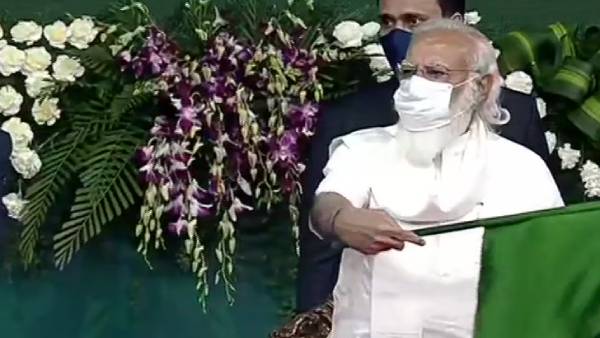 நரேந்திர மோடி 