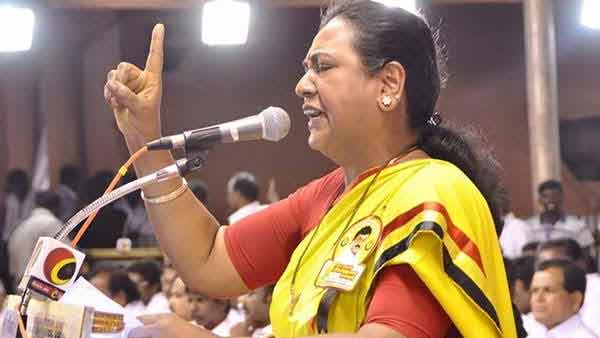 புறக்கணிக்கும் அதிமுக 