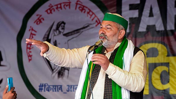  ராகேஷ் திகைத் தெம்பூட்டினார் 