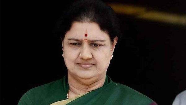 சசிகலாவுக்கு போன் 