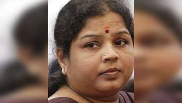 Ilavarasi discharges from Bengaluru Hospital Ilavarasi discharges from Bengaluru Hospital