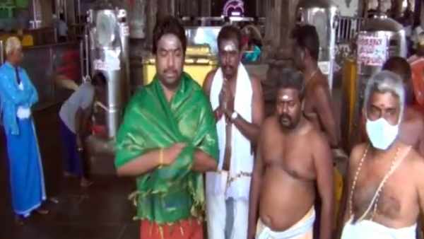 மனிதாபிமானம் 