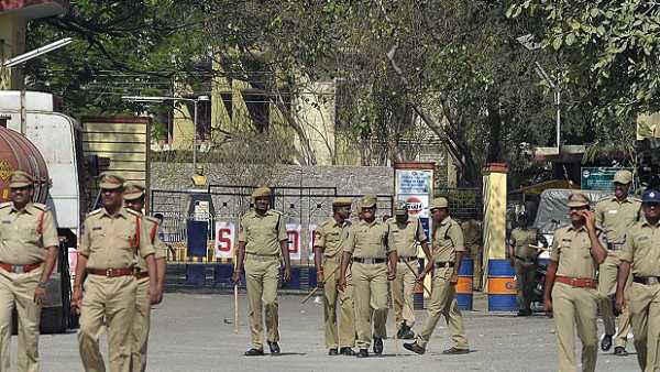 தனிப்படைகள் அமைப்பு