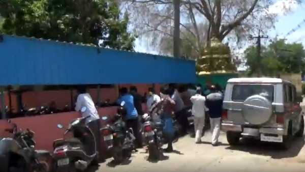 காட்பாடியில் ரோந்து 