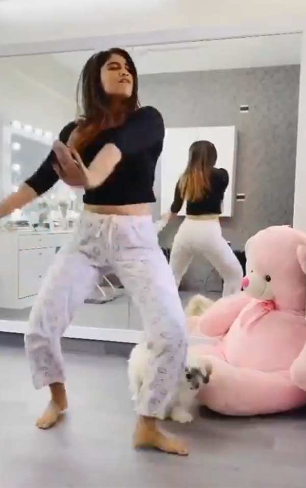 தவிக்கும் ரசிகர்கள் 