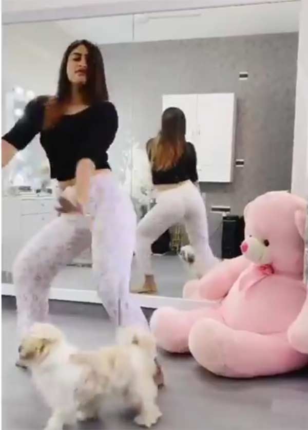 பொட்டப் புள்ள வேளியே 