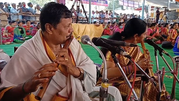  Thyagaraja aradhana : Tribute to the musicians who sang the Pancharatna Keerthanam 