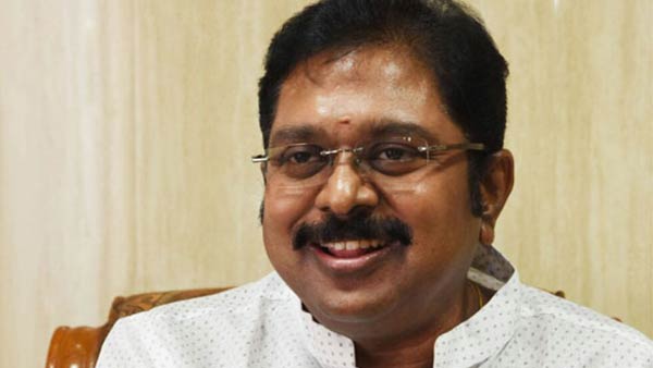 வாக்குகள் பிரியுமே 