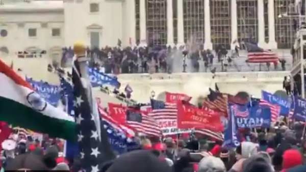 பதவி நீக்க தீர்மானம்