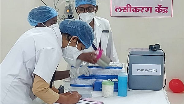தடுப்பூசி பலனளிக்குமா