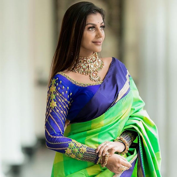 மாயா ரோஜா 