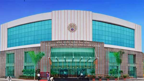 என்ன படிக்கலாம் 