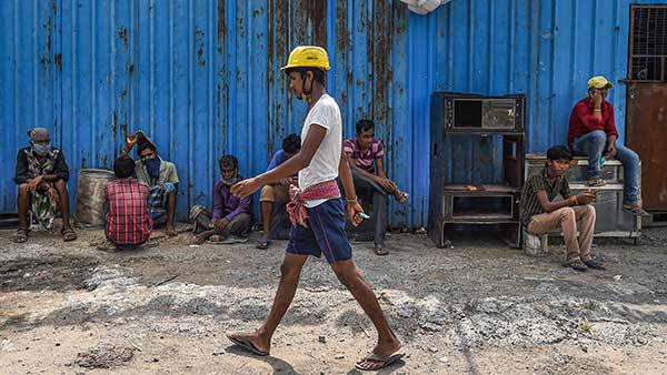 19 தொழிலாளர்கள் 19 தொழிலாளர்கள்