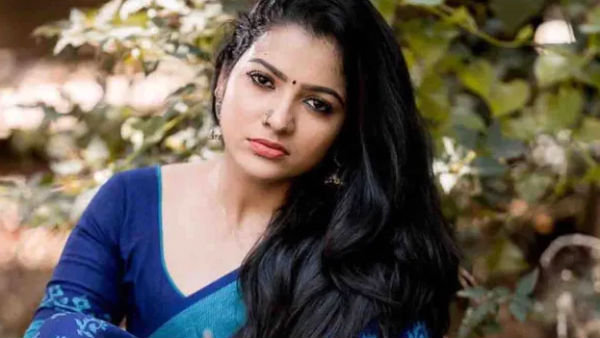 நகக் கீறல் நகக் கீறல்