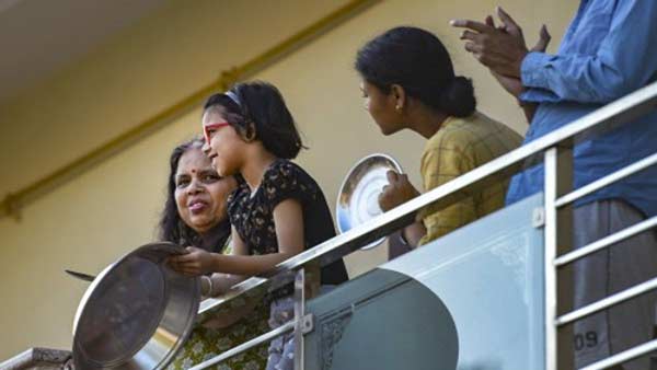 நன்றி தெரிவிப்பு 