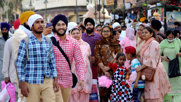 மகாராஷ்டிராவில் உச்சம் 