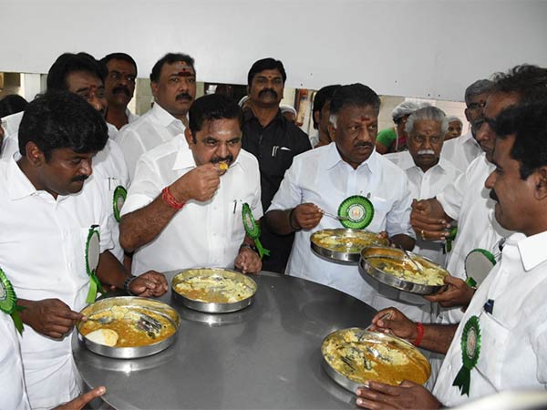  கருணாநிதி