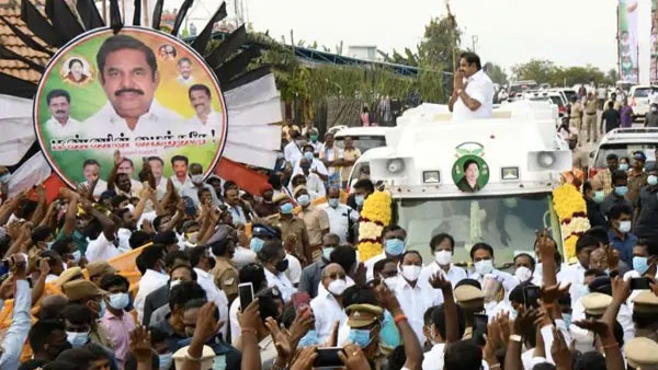 திமுக - அதிமுகவின் பாடல்கள் 