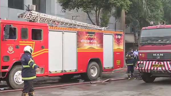 Fire accident in Mumbai hospital: 2 People died 