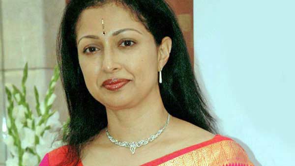 ராஜபாளையத்தில் கௌதமி 