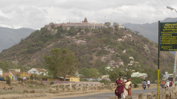 கொரோனா கட்டுப்பாடுகள் 