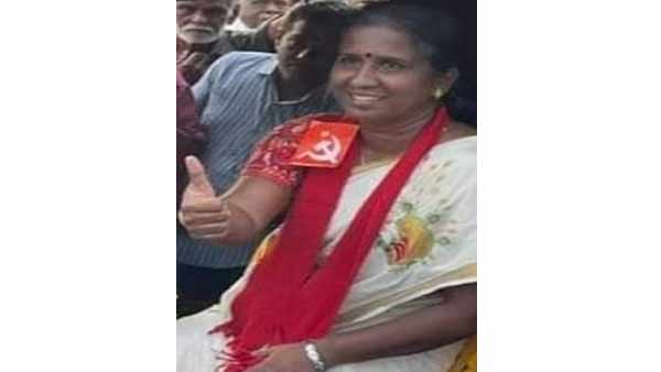 பின்னணி 