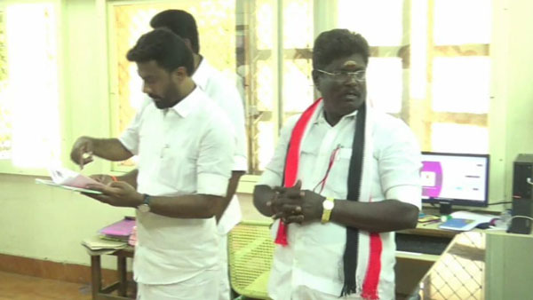 மீண்டும் சீட் மீண்டும் சீட்