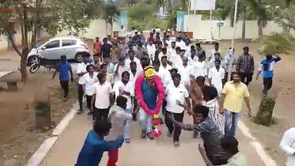 ரவுடி கைது 