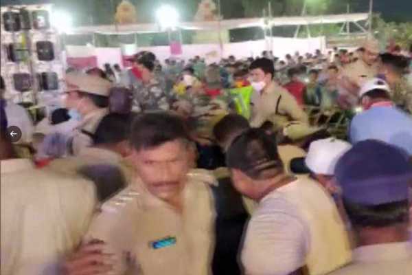 அதிகம் பேர் அதிகம் பேர்