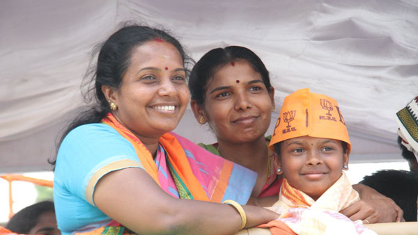  அதே சிரிப்பு