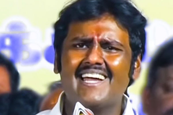 சோம்பேறியாக்கிய அதிமுக திமுக 