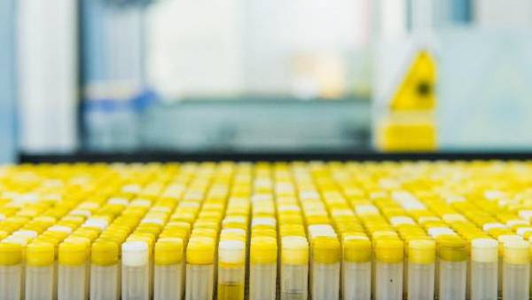 கொரோனா தடுப்பூசிகள்